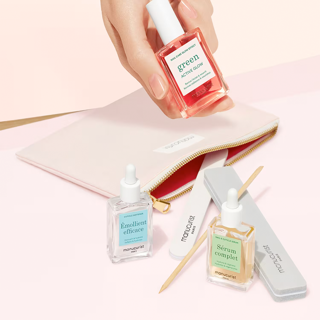 GLOW MANUCURE SET in a pink pouch