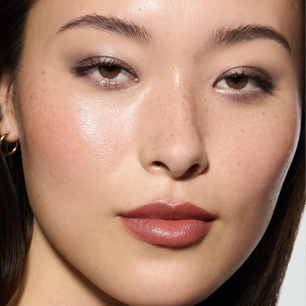 Seamless Glide Cream Shadow Stick